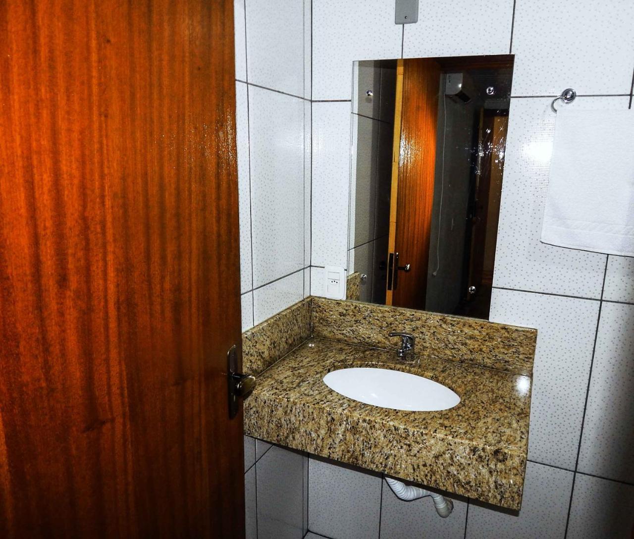 Gramado Suites Residence Possui 5 Quartos E 5 Banheiros Exteriör bild